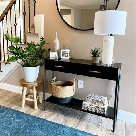 2030 Ideas For Decorating A Console Table