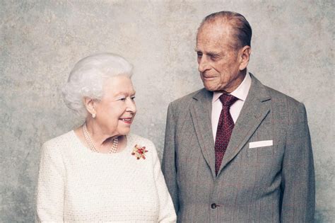 Prince philip is 'slightly improving'camilla: La reine Élisabeth II et le prince Philip fêtent leurs ...