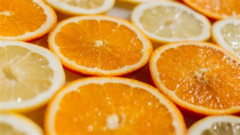 Pourquoi Il Ne Faut Pas Jeter Ses Peaux Dorange Et De Citron Femme