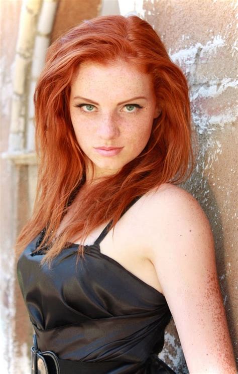 Pin By Beautiful Women Of The World On Red Hot Redheads Red Haired Beauty Beautiful Red Hair