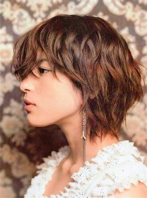 25 Amazing Short Layered Hairstyles Ideas Inspired Luv