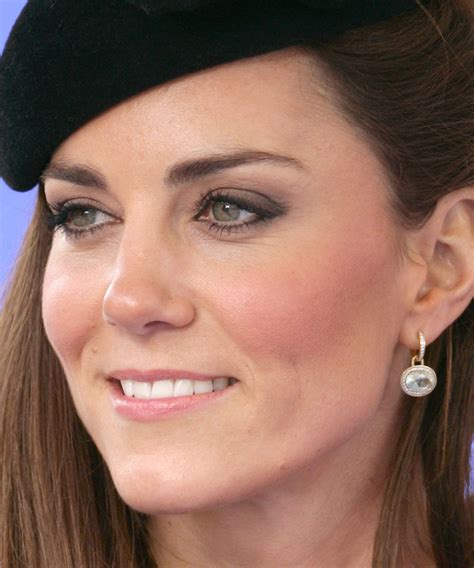 Kate Middletons Signature Hair And Makeup Looks