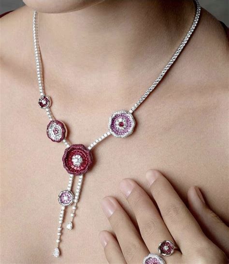 Pin By Manoj Kadel On Diamond Necklaces Colour Stone Perls Jewellery