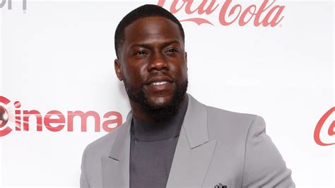 Heres Why Kevin Hart Wont Hit The Gym With Dwayne Johnson Or Mark