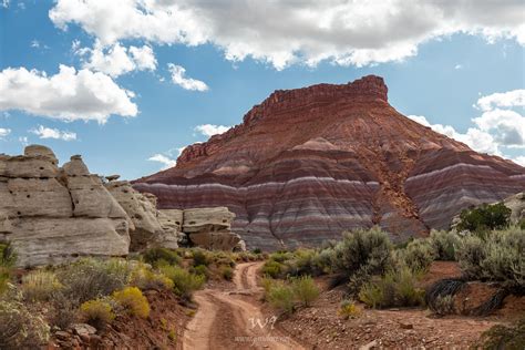 Paria Utah This Large Butte Dominates The View At Paria W9jim