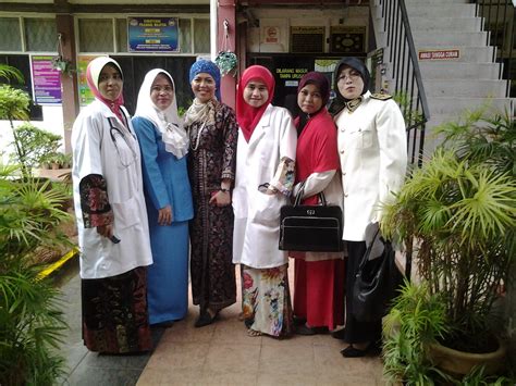 I have something to tell. SMK DATO' PENGGAWA TIMUR: Sambutan Hari Guru SMKDPT