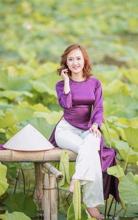 Purple Ao Dai With White Skirt Thời Trang Áo Dài Phụ Nữ