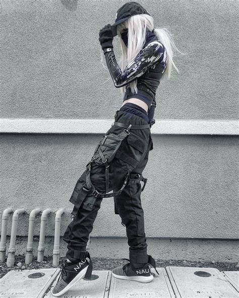 Pin By Judas On Appearance Cyberpunk Fashion Fashion Edgy Outfits