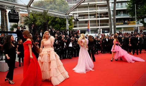 Cannes photos marquantes de la montée des marches Le Parisien