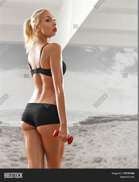 Sexy Athletic Blonde Image And Photo Free Trial Bigstock