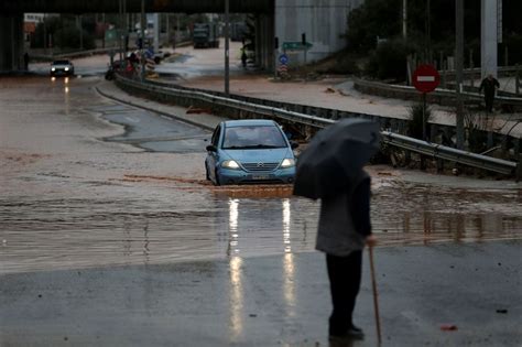 Pluies apocalyptiques à Athènes : au moins 14 morts