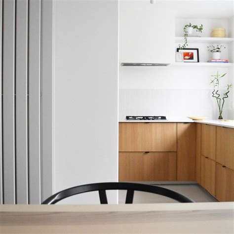 Faktum kitchen with ulriksdal oak doors/drawer fronts $3815/this combination design: ekestad ikea kitchen en 2020 | Cusine ikea, Decoration cuisine, Déco maison