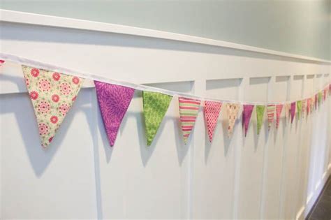 How To Sew A Simple Double Sided Diy Pennant Banner Diy Banner