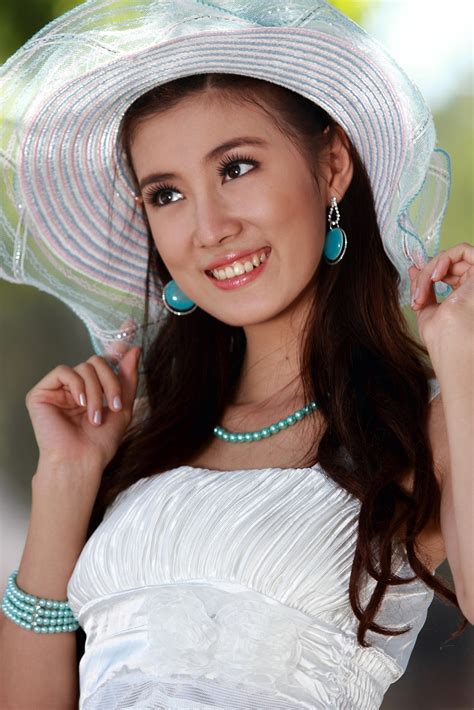 Myanmar Sexy Model Girl Photos Ju Ju Ks Outdoor Fashion