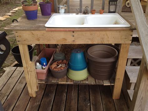 My Husband And Son Made Me A Potting Bench Using Pallets And Our Old