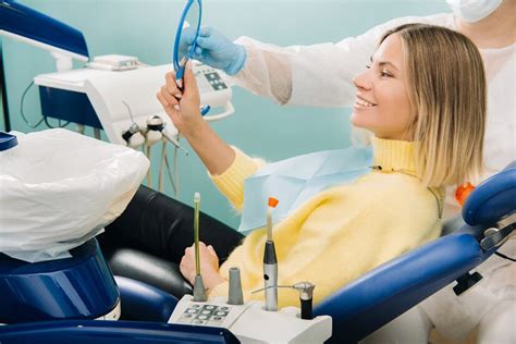 Qué Es La Limpieza Dental Con Ultrasonidos Y Cómo Llevarla A Cabo