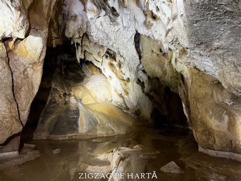 Peștera Ghețarul De La Vârtop și Cătunul Casa De Piatră Blog De