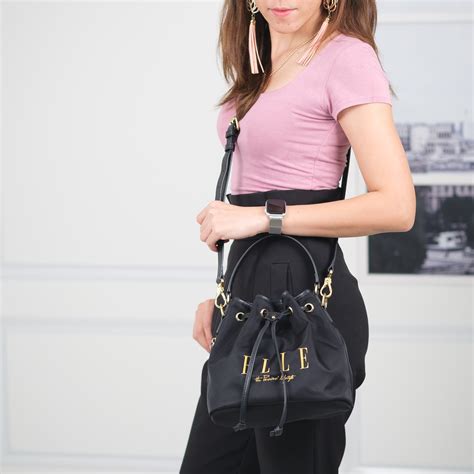 Elle Bag กระเป๋า Bucket Bag ทรงมีจีบรูดปากกระเป๋า Nylon The Couture