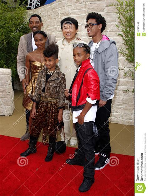 Jackie Chan Will Smith Jada Pinkett Smith Jaden Smith Y Willow Smith