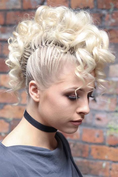 Chic Curly Mohawk Updo Braids Curlyhair Fauxhawk Mohawk Hairstyles