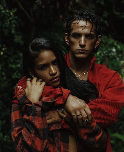Cassie Expecting Baby No 2 With Husband Alex Fine