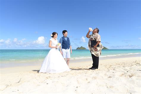 Bridal Dream Hawaii Wedding Blog Lanikai Beach Wedding