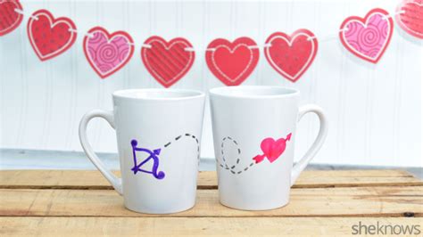 12 Cool Ways To Decorate Mugs