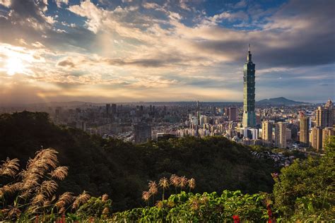 Taiwan's people have shaped the island's history. Taiwan Destination Guide - Southeast Asia Backpacker Magazine