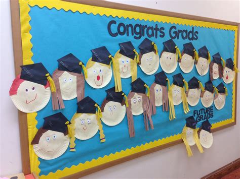 Pin By Stacey Weinberg On My Bulletin Boards Kindergarten Graduation