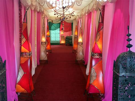 Mar 18, 2021 · wedding tent decorations have evolved over the years, especially as couples place more emphasis on event design and the guest experience. Pin on Weddings - Decorations