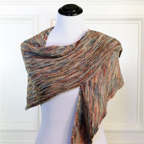 You can find easy and free scarf knitting patterns here. Easy Boomerang Shawl Knit Pattern {With Video Tutorial ...