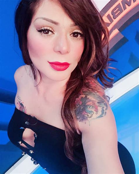 Maureen belky ramírez cardona, better known by her stage name marbelle (born january 19, 1980) is a colombian singer, actress and tv host. Marbelle sorprende con su increíble físico y abdomen de ...