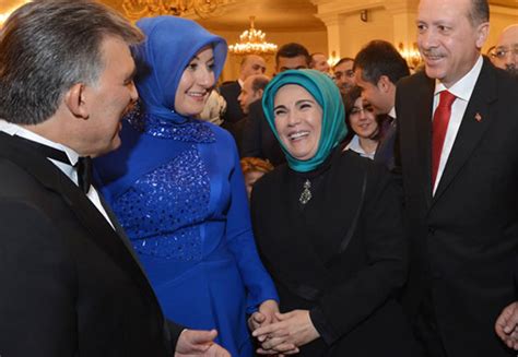 Hadi özışık'ın biyografisi (özgeçmişi), aslen nereli olduğu, eşi ve ailesine ilişkin bilgiler ile yazıları yer almaktadır. Çankaya resepsiyonunda ilkler! - Internet Haber