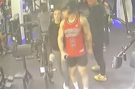 keepin it real goes wrong gym bro gets laid out after fight over bumping shoulders video