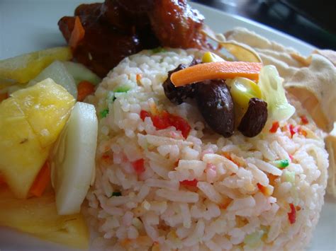 Sesekali makan nasi sedap, jom kita belajar cara masak nasi hujan panas. ~ "Aeinio REALitinya DI sini..." ~: Nasi Minyak Hujan ...