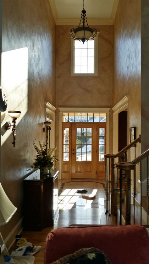 Simulate the smooth, translucent sheen of architectural stone used throughout classical architecture of the renaissance era. venetian plaster sherwin williams 2017 - Grasscloth Wallpaper