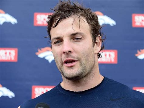 Wes Welker Is Happy To Talk About His Hair Transplant For The Win