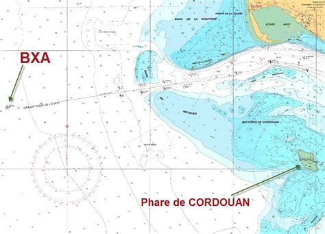 Il éclaire et sécurise fortement la circulation dans les deux passes permettant l'accès à l. La BXA - Estuaire de la Gironde - France