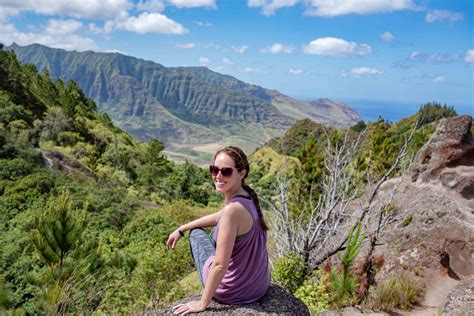 Hiking In Hawaii Everything You Need To Know The Golden Hour Adventurer