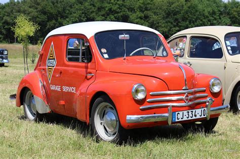 Renault 4cv Classic Cars French Wallpapers Hd Desktop And Mobile