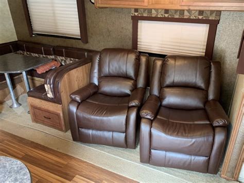 Rv Furniture Replacement Guide Sofas Couches Recliners And Dinettes