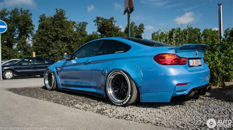As part of the renumbering that splits the 3 series coupé and convertible models from the 4 series (to further differentiate it from the 3 series), the m4 replaced the bmw m3 coupé and convertible models. BMW M4 F82 Coupé Liberty Walk - 21 August 2018 - Autogespot
