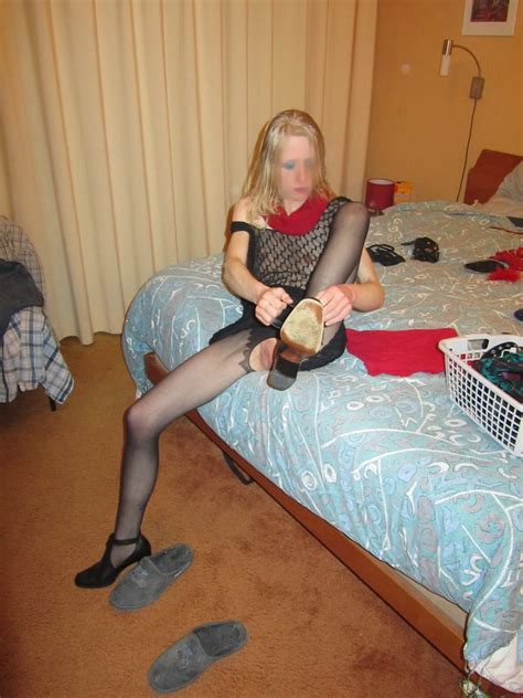 Skinny Slut Wears Crotchless Pantyhose Seethru Top And Heel Adult Photos