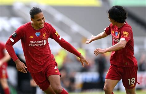 One hugely popular day of the season for football fans is boxing day and supporters will naturally look for who their team is playing on december 26 straight away. 10 talking points from dramatic Premier League final day ...