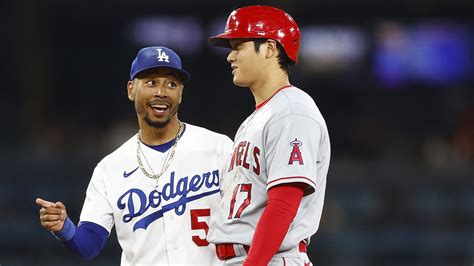 Shohei Ohtanis Dodgers Decision Sends Giants Fans Into Internet Spiral
