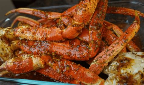 Baked Crab Legs In Butter Sauce Easy Recipes