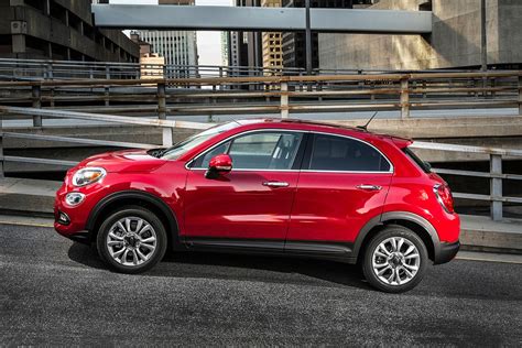 See fiat suv pricing, expert reviews, photos, videos, available colors, and more. 2017 FIAT 500X SUV | Vehie