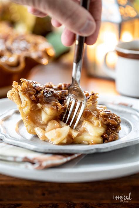 Salted Caramel Honeycrisp Apple Pie Inspired By Charm Bloglovin’