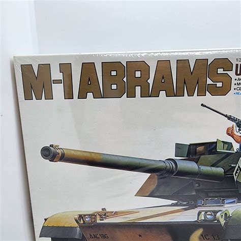 Sealed Tamiya M 1 Abrams Main Battle Us Army Tank 135 1982 Model Kit