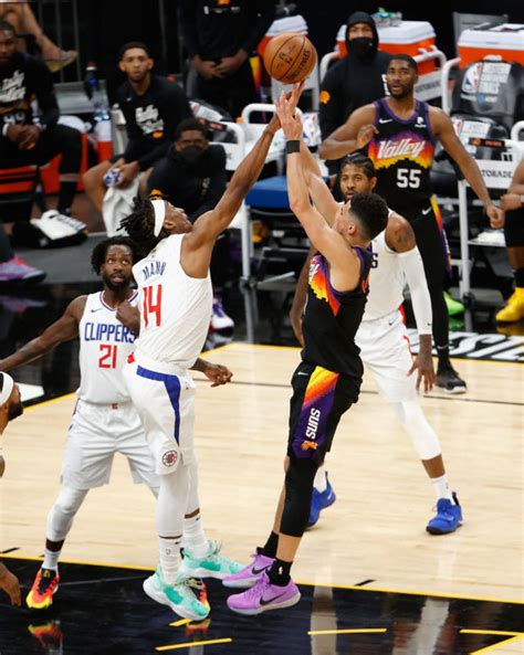 Game 5 players, insights and betting trends. Booker sizzles as Suns beat Clippers in Game 1 of Western ...